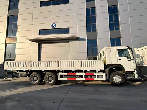 SINOTRUK HOWO 6×4 Dropside Cargo Truck